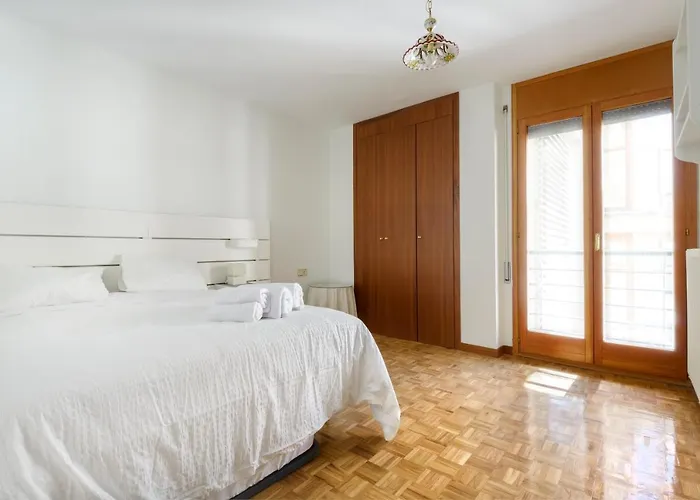 Turistico Calle Mayor * Jaca